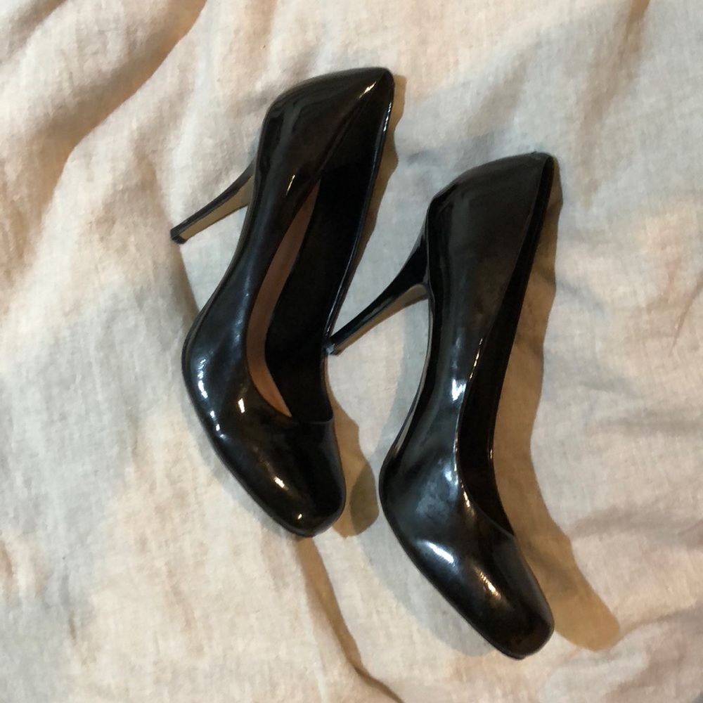 Blk Vince Camuto Heels